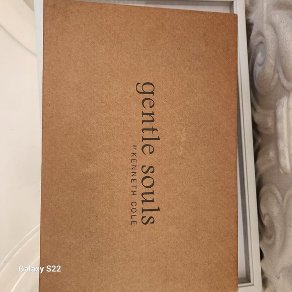 Gentle Souls Black Leather " Maddy" Block Heeled Sandals. NIB. Size 6.5 - Picture 10 of 10